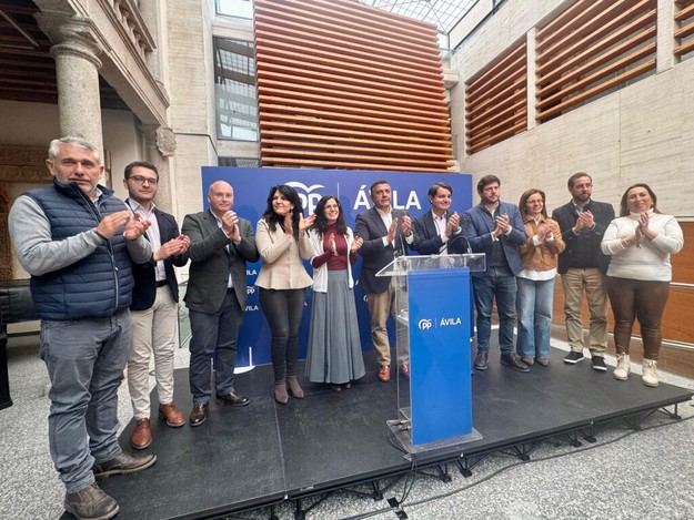 Tellado critica a Sánchez: "Es una farsa"