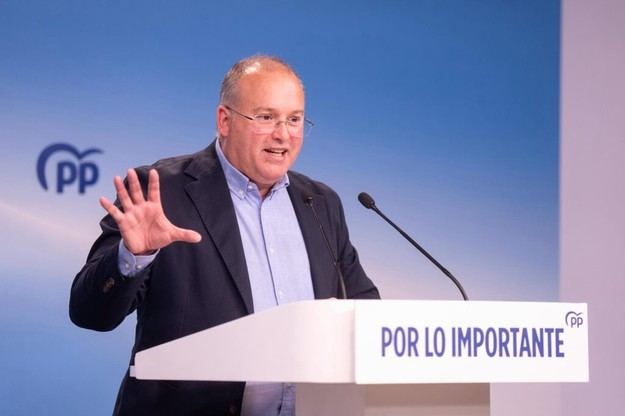 Tellado critica la inacción de Sánchez en la crisis migratoria de Ceuta