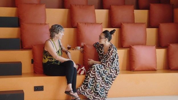 Candela Peña presenta un nuevo programa de entrevistas en La 2Cat